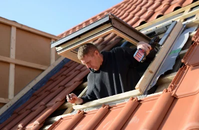 Pose de fenêtres de toit Velux à Mersuay